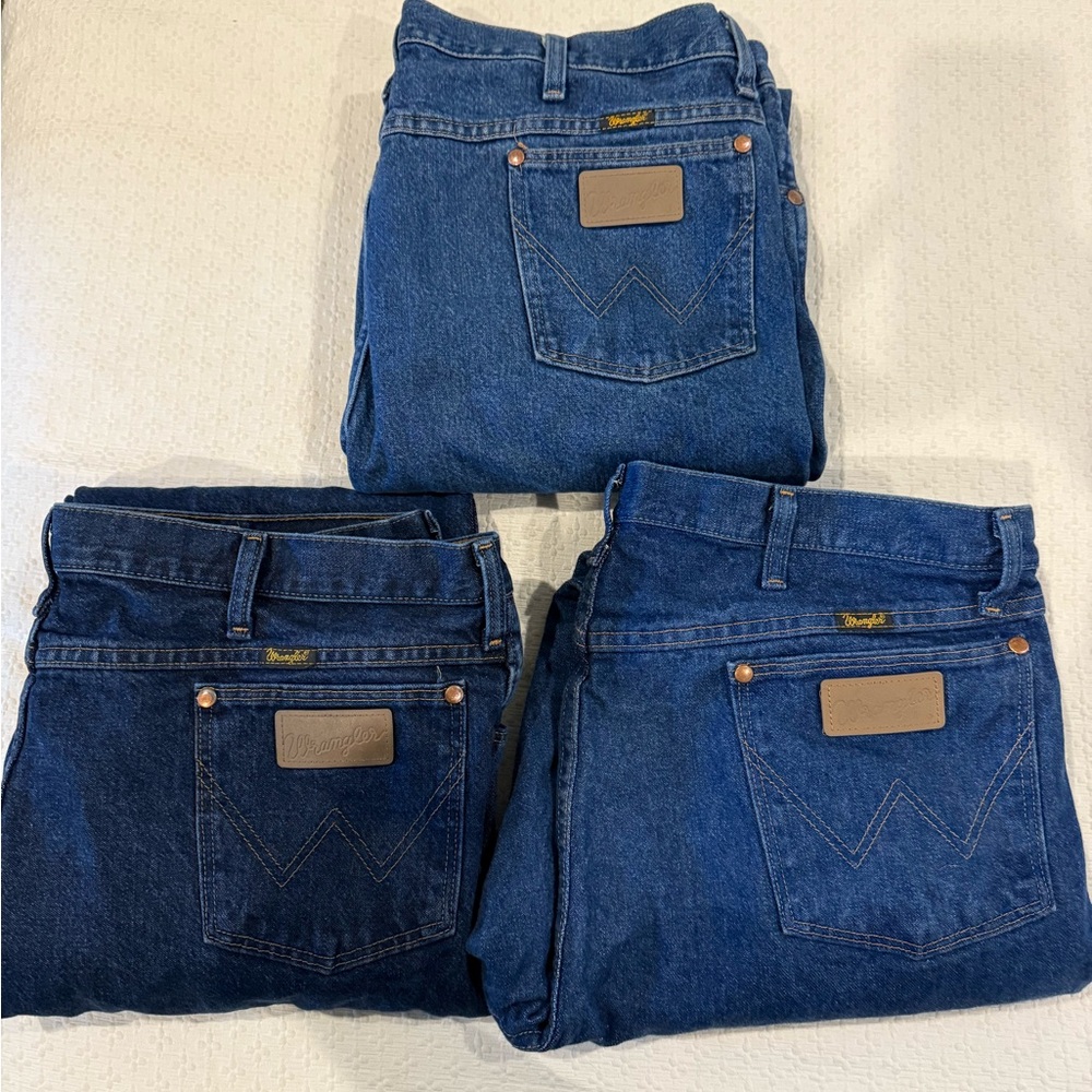 3 pairs Men’s Wrangler Jeans 40x32